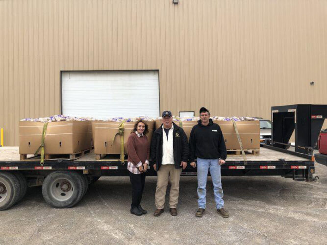 Lions raise funds with potatoes | News, Sports, Jobs - Vimarsana News
